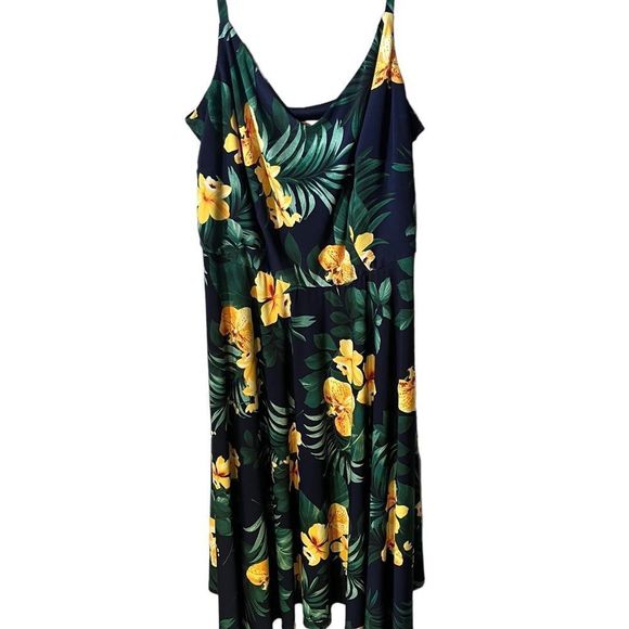 London Times Woman MIDI Dress in Floral Print Handkerchief Hem Size 1X - Picture 5 of 11